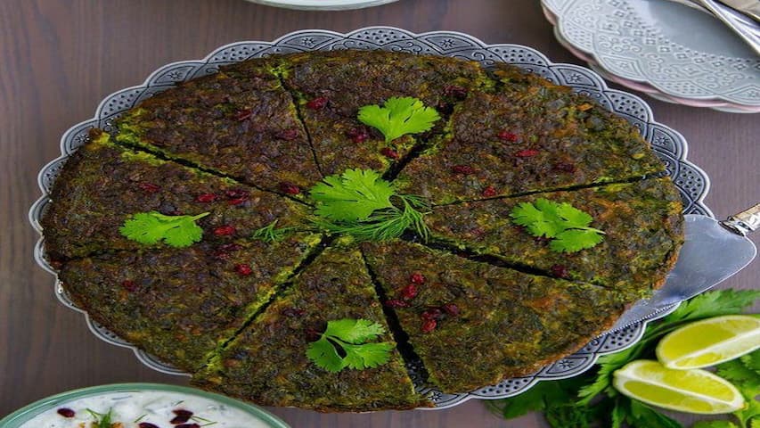 Iranian kuku sabzi